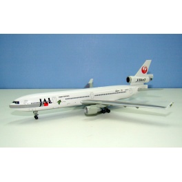 http://www.fallero.net/modelismo/12758-thickbox_default/md-11-japan-airlines-1600.jpg